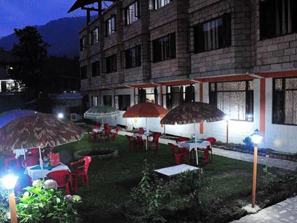 Kapoor Resorts - Manali (Himachal Pradesh) — Photos 1